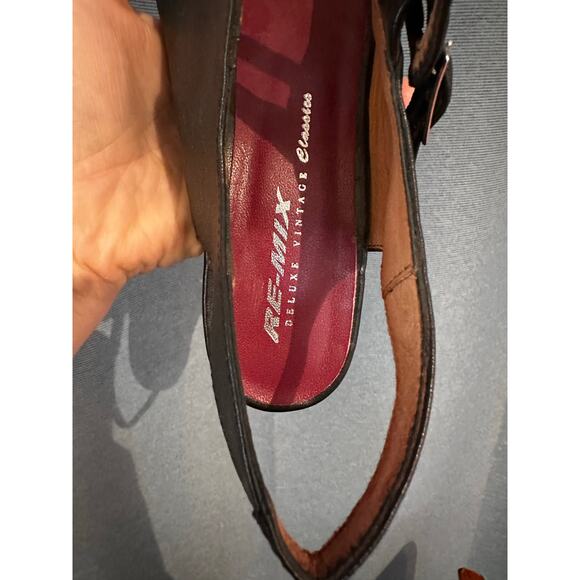 Re-mix Women's Anita 8.5 Black Leather Vintage Inspired Shoe. Retails $218 - Picture 4 of 10